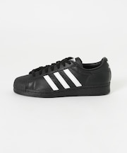 adidas SUPERSTAR 82
