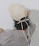 ベージュ