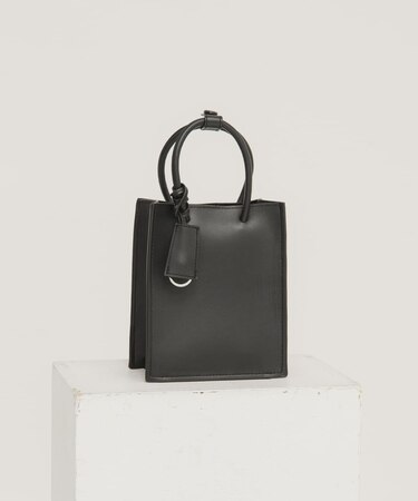 チャーム付きスクエアミニBAG