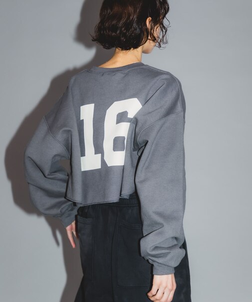 Teya　SHORT SWEAT