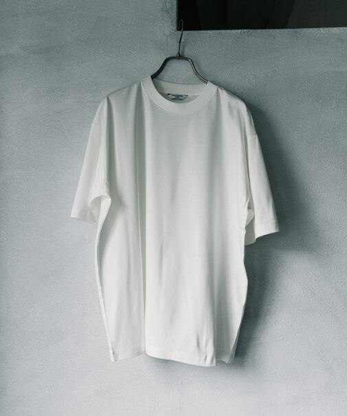 『仁村紗和さん着用』『UR TECH』 サマシェア クルーネックTシャツ