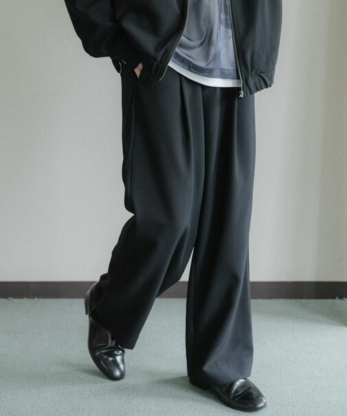 『UR TECH DRYLUXE』リネンライクワイドパンツ