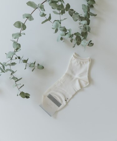 『WEB限定』meri ja kuu 3足目シルク(単品)