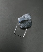 SMELLY so’ slender square ring