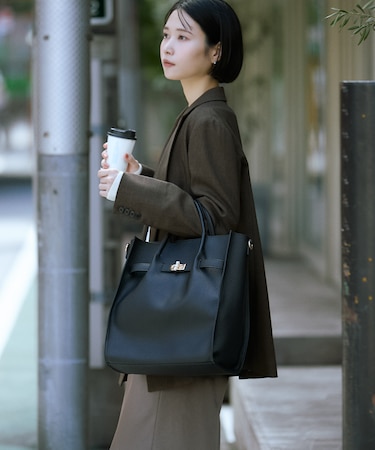 パールバー2WAYA4トートバッグ