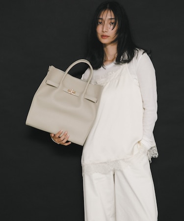 パールバー2WAYA4トートバッグ