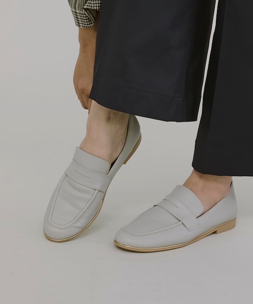 『WEB限定』『MADE IN JAPAN』 ゴールドピースローファー