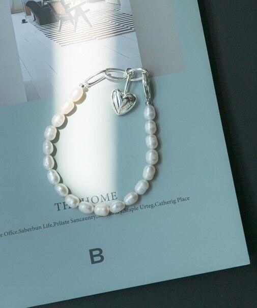 in mood PEARL MELT HEART BRACELET