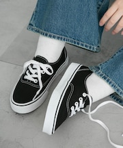 VANS AUTHENTIC