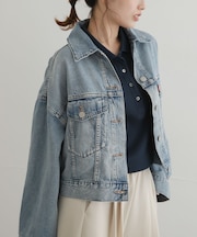Levi’s LOOSE CROP TRUCKER