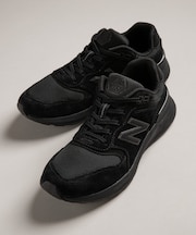 NEW BALANCE 880 V7