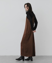 バックシャンサテンキャミワンピース