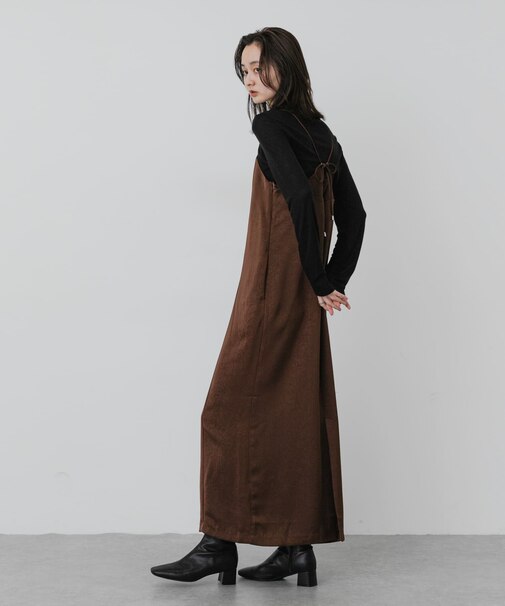 バックシャンサテンキャミワンピース