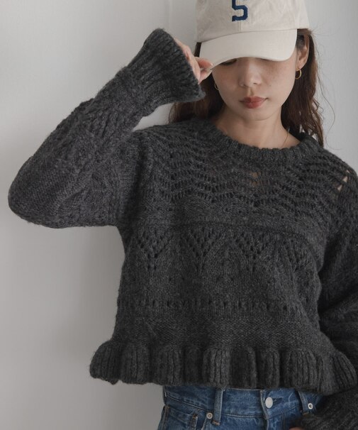 アイレットフリルニット