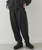 NEW BALANCE ニットトラックパンツ