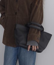 イントレエンボストートバッグ