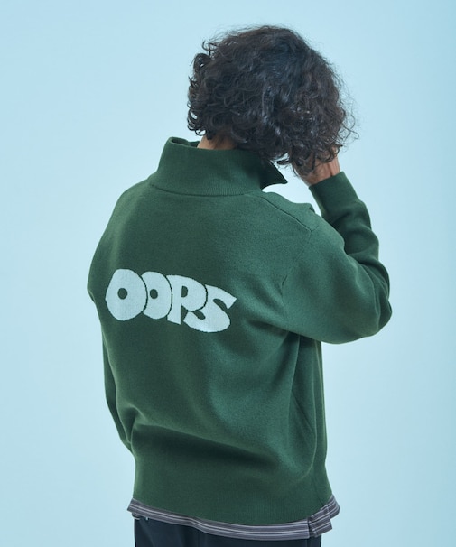 OOPS バックビッグロゴニット