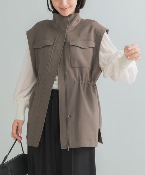 ウールカルゼスタンドジレ