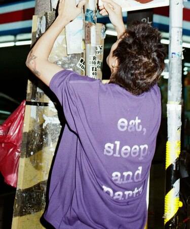 thur. esp logo SHORT-SLEEVE T-SHIRTS