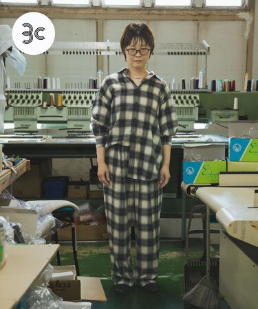 THE INDUSTRY WORKS　綿レーヨンオンブレネルパンツ