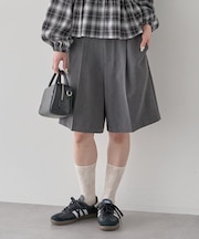 バミューダパンツ