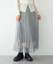 シャイニープリーツスカート