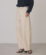 シンチバックカーブデニムパンツ