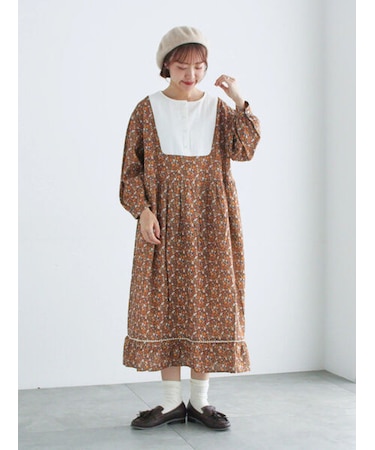 【WEB限定】胸元配色花柄ワンピース