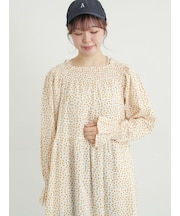 花柄シャーリングワンピース