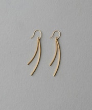 ダブルライン ピアス