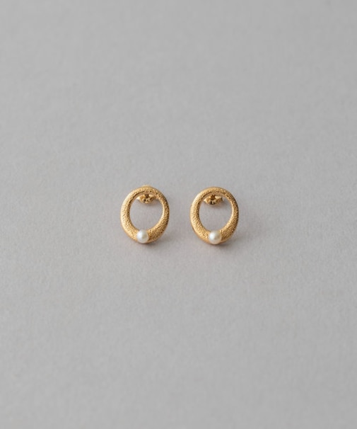 パール オーバル ピアス