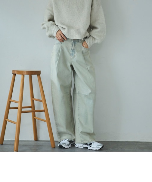 HANA TUCK CURVE TAPERED