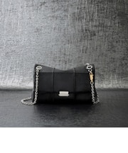 Delfina デルフィナ キルテッド チェーンストラップ ショルダーバッグ