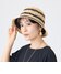 ベージュ