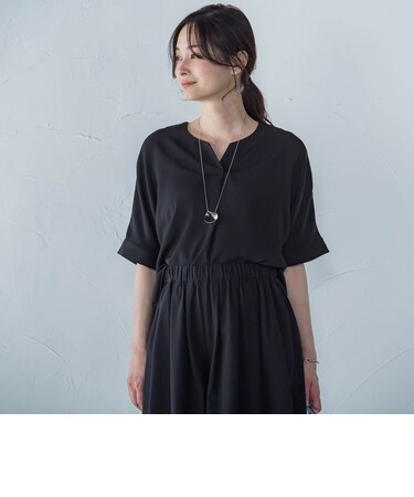 【WEB限定】サテンフィールキーネックブラウス≪セットアップ対応/洗濯機で洗える≫