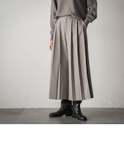 【一瞬で楽とキレイを叶える】ナチュラルストレッチプリーツキュロットパンツ≪セットアップ対応≫
