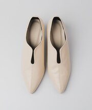 【PRECIEUX JOUET/プレシュウジュエ】Uカットスカルプチャーパンプス
