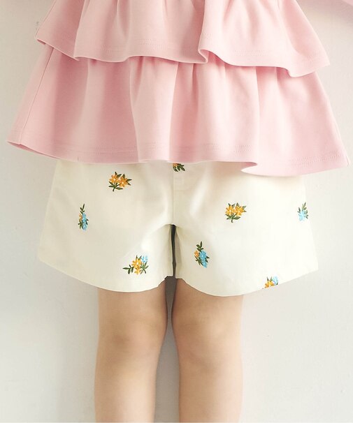 ハート・フラワー刺繍ショートパンツ ショート丈