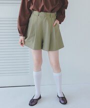 ツータックショートパンツ