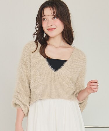 深Vネックショートシャギーニット