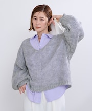 透かし編みVネックプルオーバー