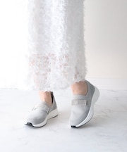 【Bridget Birkin】ベルトストーンニットスニーカー