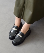 【INTER-CHAUSSURES】ラウンドトウメタルベルトローファー