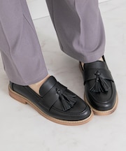 【Bridget Birkin】クラシカルタッセルローファー