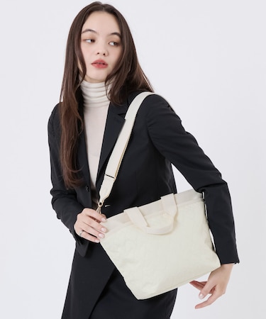 BUCKET TOTE エクリュハートデボス
