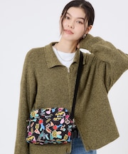 DANIELLA CROSSBODY NYCアイコニックステッカーズ