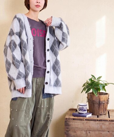 WEB限定 evo. (エボ) アーガイル柄 シャギーニット Vネック カーディガン