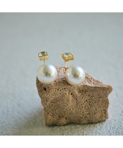 パールキャッチピアス