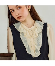 【モデル美香着用】パウダーシフォンAudie a Musesロゴ刺繍ブラウス
