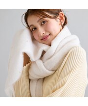 パールビーズふわふわマフラー